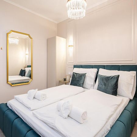 Kiraly 33 - Hidden Gem - Best Location By Bqa Budapest Kültér fotó